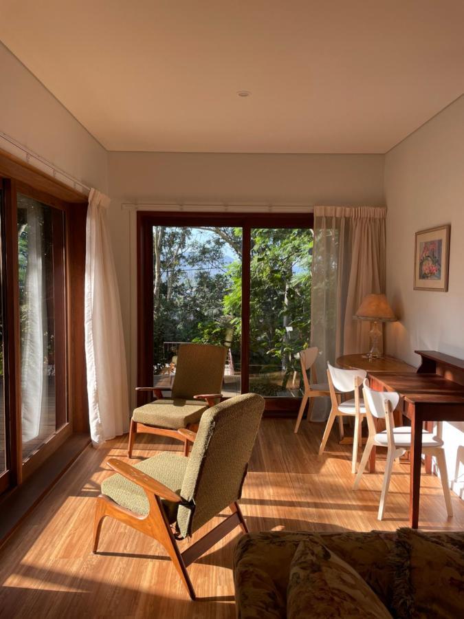 Tranquil Garden Apartment With Living Room Wollongong Exterior photo
